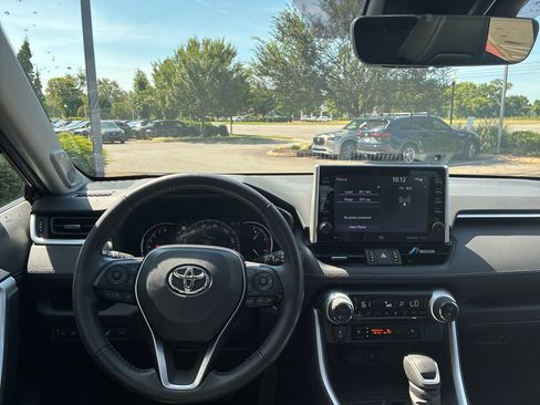 Used 2022 Toyota RAV4 Limited w/ Limited Grade Weather Package AWD/4WD image 28