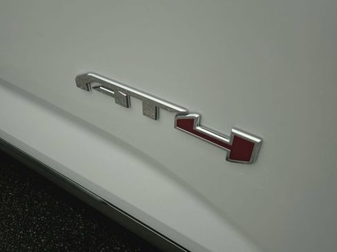 New 2026 GMC Terrain AT4 w/ Convenience Package III image 40