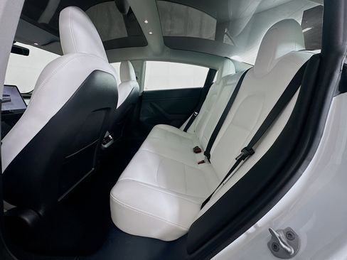 Used 2023 Tesla Model 3 Standard Range RWD image 27
