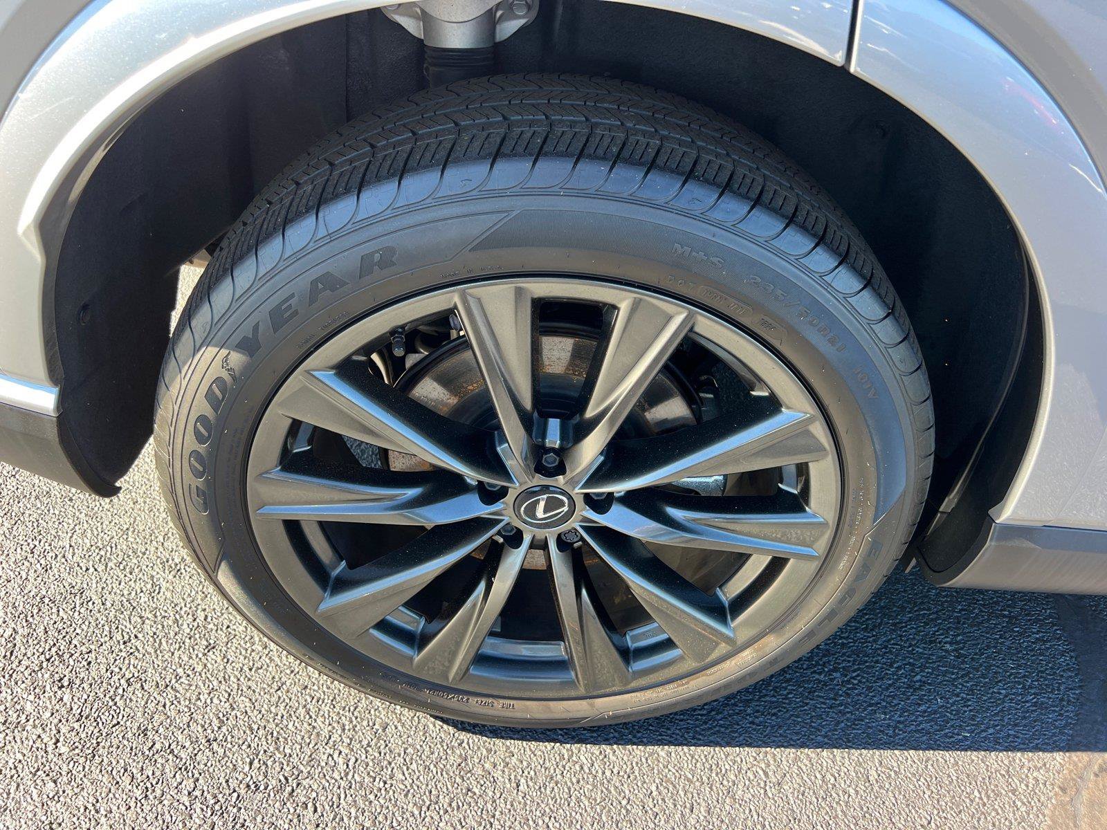 Certified 2024 Lexus RX 350 F Sport w/ Convenience Package AWD/4WD image 17