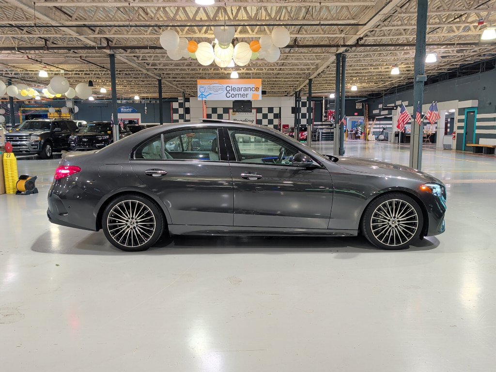 Used 2023 Mercedes-Benz C 300 4MATIC Sedan image 8
