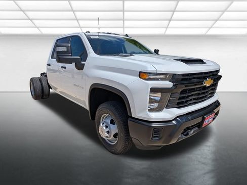 New 2026 Chevrolet Silverado 3500 W/T w/ WT Convenience Package AWD/4WD image 1