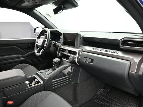 Used 2025 Toyota Tacoma SR5 RWD image 34