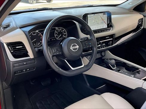 Used 2023 Nissan Rogue SL w/ SL Premium Package FWD image 18
