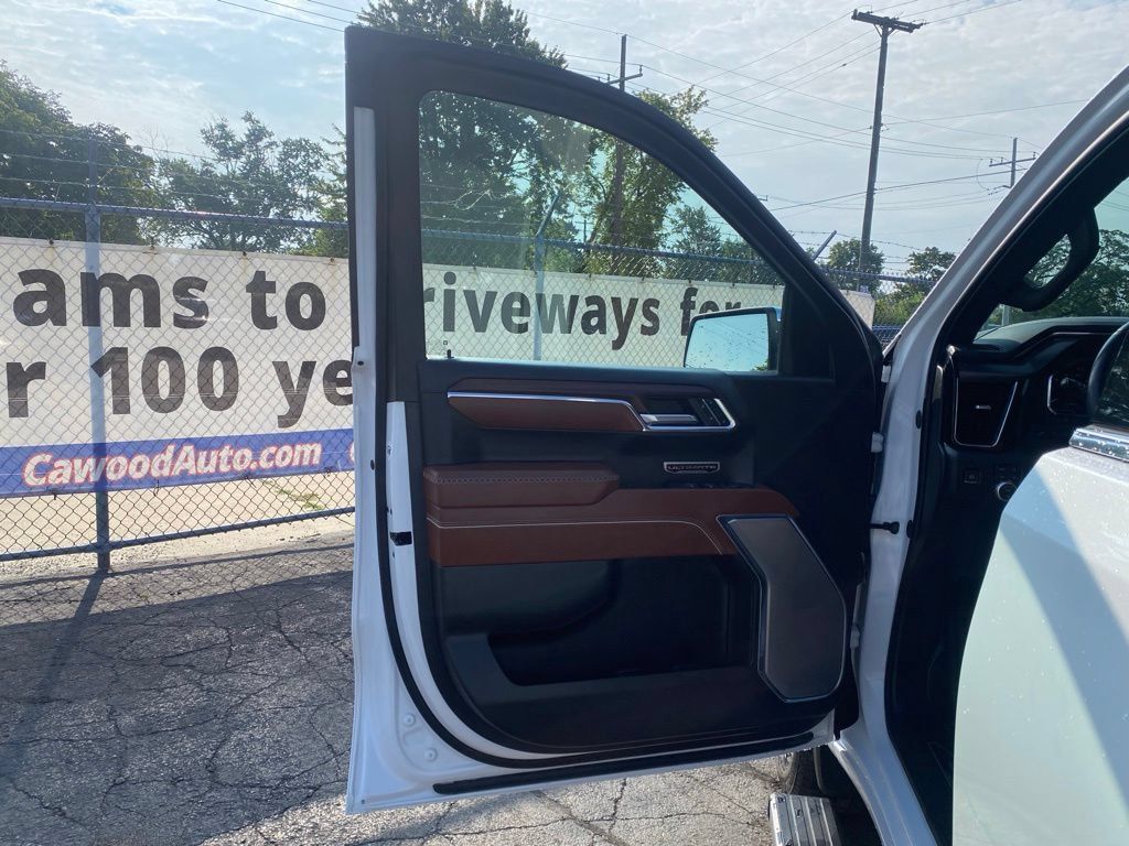 Used 2024 GMC Sierra 1500 Denali Ultimate AWD/4WD image 15