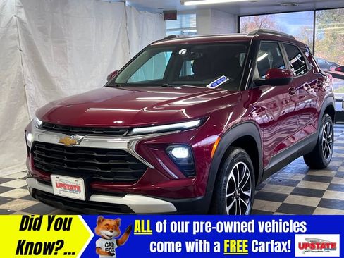 Used 2024 Chevrolet TrailBlazer LT w/ Convenience Package image 2