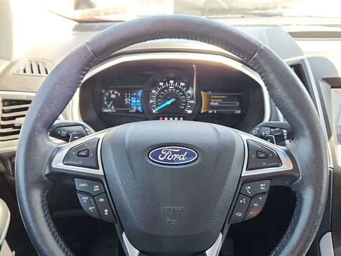 Used 2020 Ford Edge SEL w/ Convenience Package AWD/4WD image 19