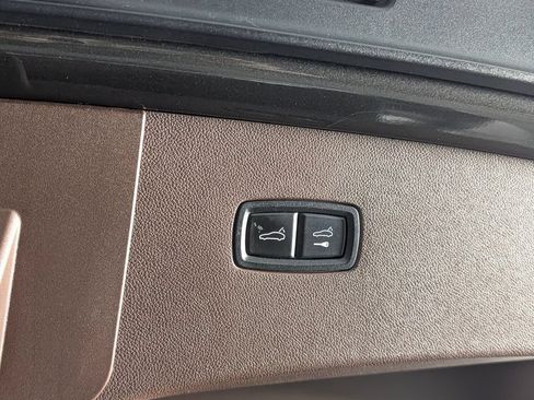 Used 2020 Porsche Cayenne Turbo AWD/4WD image 18
