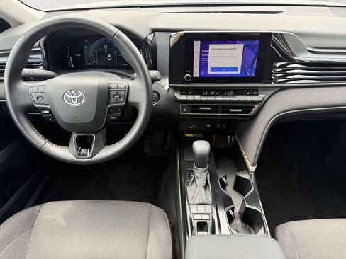 Used 2025 Toyota Camry LE w/ Convenience Package AWD/4WD image 10