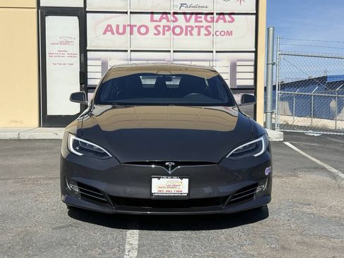 Used 2018 Tesla Model S 75D AWD/4WD image 3
