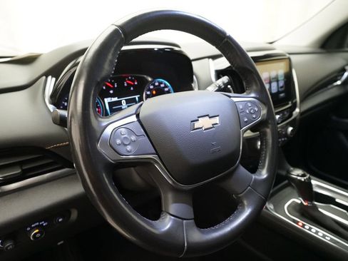 Used 2019 Chevrolet Traverse LT FWD image 8