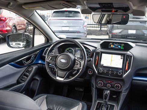 Used 2020 Subaru Crosstrek Hybrid w/ Moonroof Package w/Navigation image 22