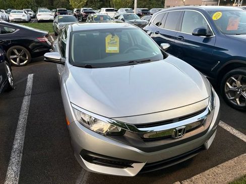 Used 2017 Honda Civic EX image 17