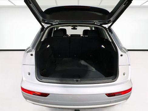 Used 2019 Audi Q5 2.0T Premium Plus w/ Premium Plus Package image 21