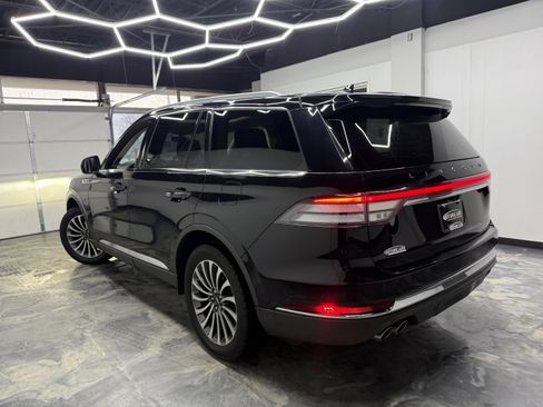 Used 2020 Lincoln Aviator Reserve w/ Equipment Group 201A image 3
