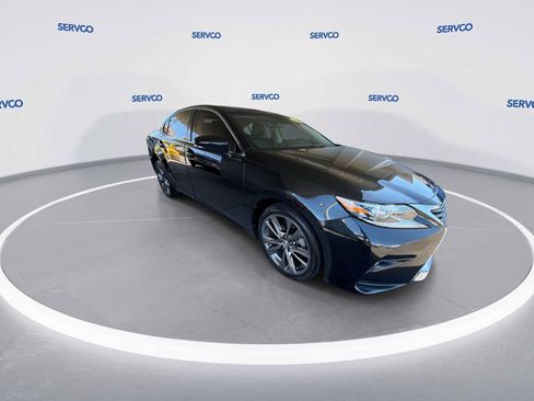 Used 2016 Lexus ES 350 FWD image 2