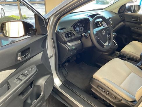 Used 2016 Honda CR-V EX image 10