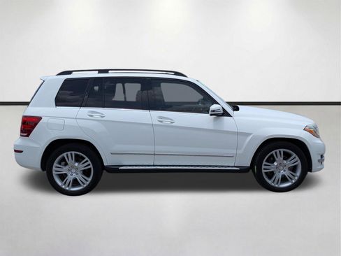 Used 2013 Mercedes-Benz GLK 350 4MATIC image 3