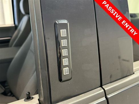 Used 2018 Ford F150 XLT w/ XTR Package image 33