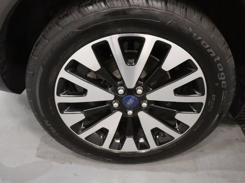 Used 2020 Ford Escape SEL AWD/4WD image 25