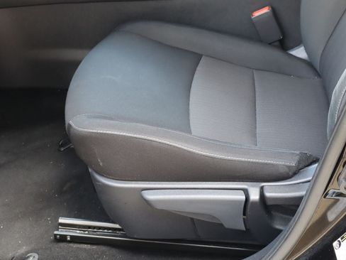 Used 2025 Nissan Sentra SV FWD image 14