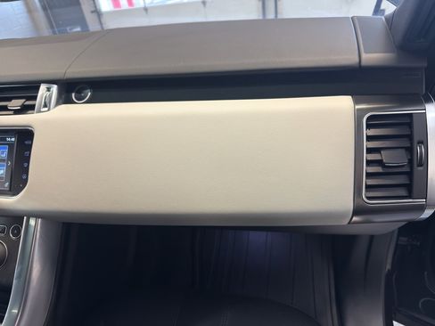 Used 2016 Land Rover Range Rover Sport Supercharged image 23