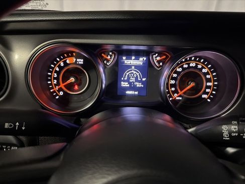 Used 2021 Jeep Wrangler Unlimited Sport image 22