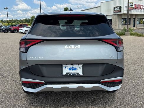 Used 2025 Kia Sportage LX AWD/4WD image 4
