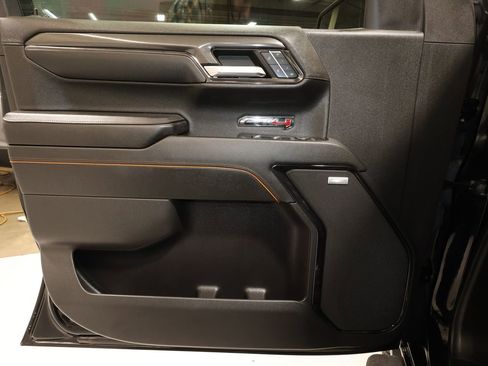 Certified 2024 GMC Sierra 1500 AT4 w/ Technology Package image 24