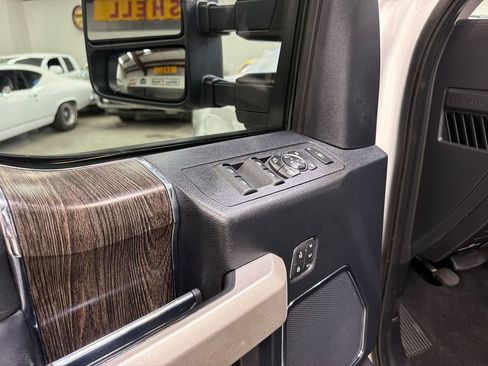Used 2020 Ford F250 Lariat AWD/4WD image 31