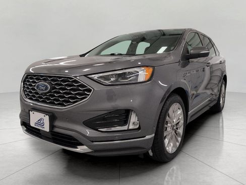 Used 2021 Ford Edge Titanium AWD/4WD image 12