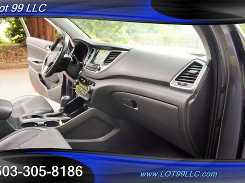 Used 2016 Hyundai Tucson Limited w/ Option Group 03 AWD/4WD image 17