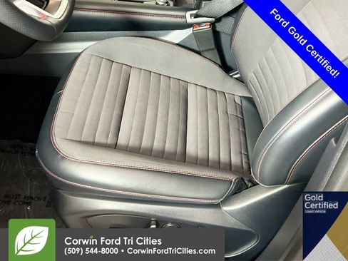 Certified 2025 Ford Explorer ST-Line w/ ST-Line Street Pack image 25