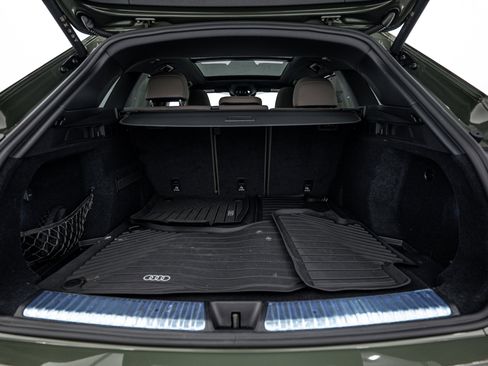 Used 2025 Audi Q5 Premium Plus w/ Premium Plus AWD/4WD image 21