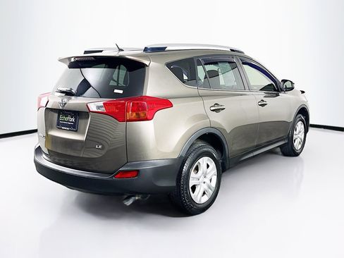 Used 2014 Toyota RAV4 LE FWD image 9