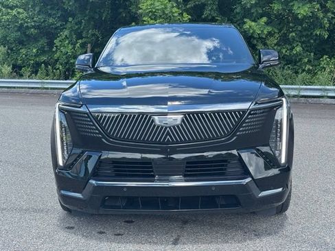 Used 2025 Cadillac Escalade IQ Sport 1 w/ Smart Trailering package AWD/4WD image 2