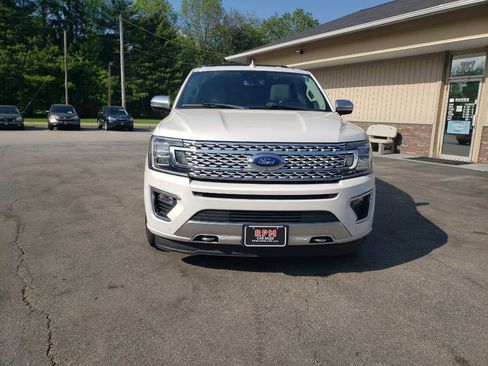 Used 2018 Ford Expedition Platinum AWD/4WD image 2