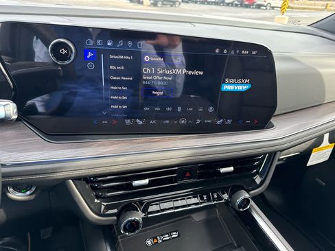 New 2026 Chevrolet Tahoe Premier w/ Sun And Tow Package AWD/4WD image 30