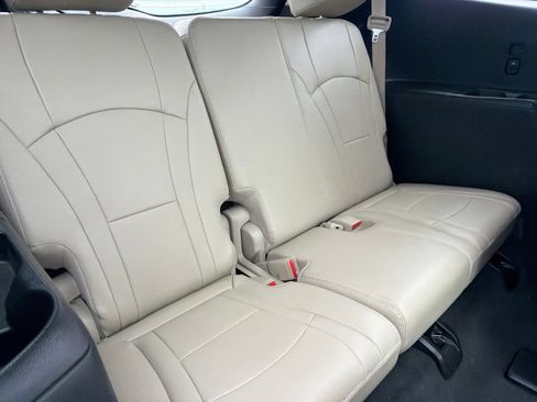 Used 2019 Buick Enclave Premium w/ Experience Buick Package AWD/4WD image 30