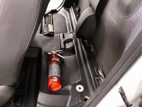 Used 2022 Chevrolet Colorado LT w/ Fleet Safety Package image 11