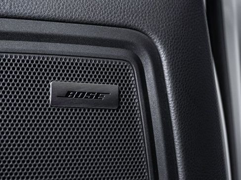 New 2026 Porsche Macan image 28