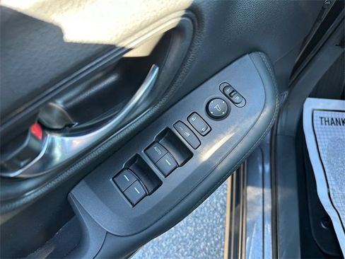 Used 2023 Honda HR-V LX image 19