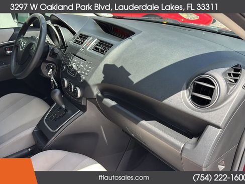 Used 2015 MAZDA MAZDA5 Sport FWD image 41