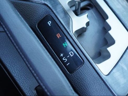 Used 2017 Toyota RAV4 Platinum w/ Cargo Management Package image 32