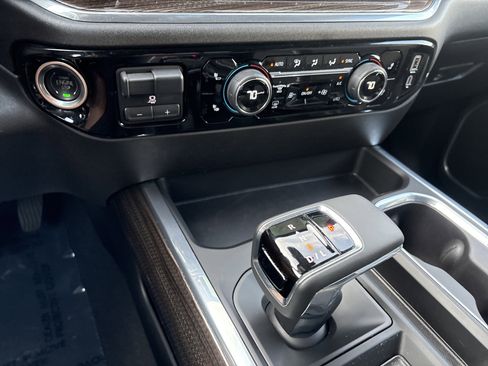 Used 2024 Chevrolet Silverado 1500 RST w/ Convenience Package II AWD/4WD image 30