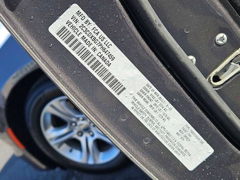 Used 2023 Dodge Charger SXT image 48