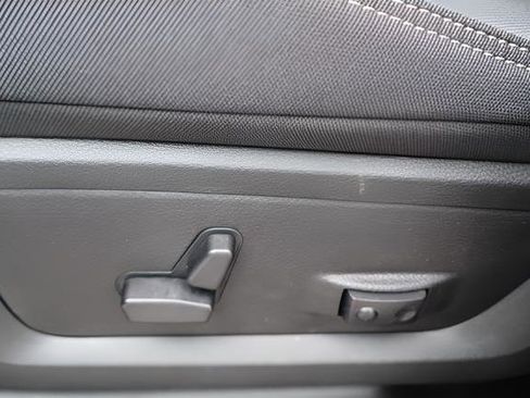 New 2026 RAM 2500 Big Horn AWD/4WD image 16