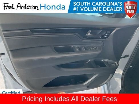 Certified 2025 Honda Odyssey Touring image 5