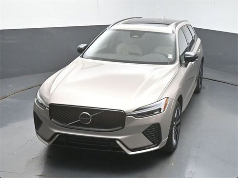 Used 2026 Volvo XC60 B5 Plus w/ Protection Package Premier image 44
