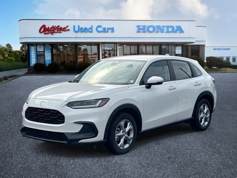 Used 2025 Honda HR-V LX image 1